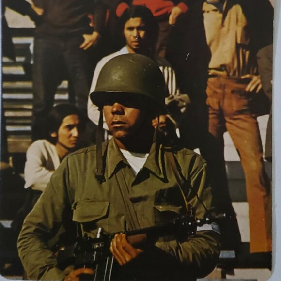 1977 SPORTSCASTER CARD BEYOND SPORTS CHILE-USSA "NYET" - Picture 2 of 4